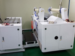 Control automático de la posición de los bordes con sensor fotoeléctrico