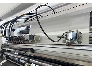 Sistema automático de posicionamiento de cuchillas (opcional)